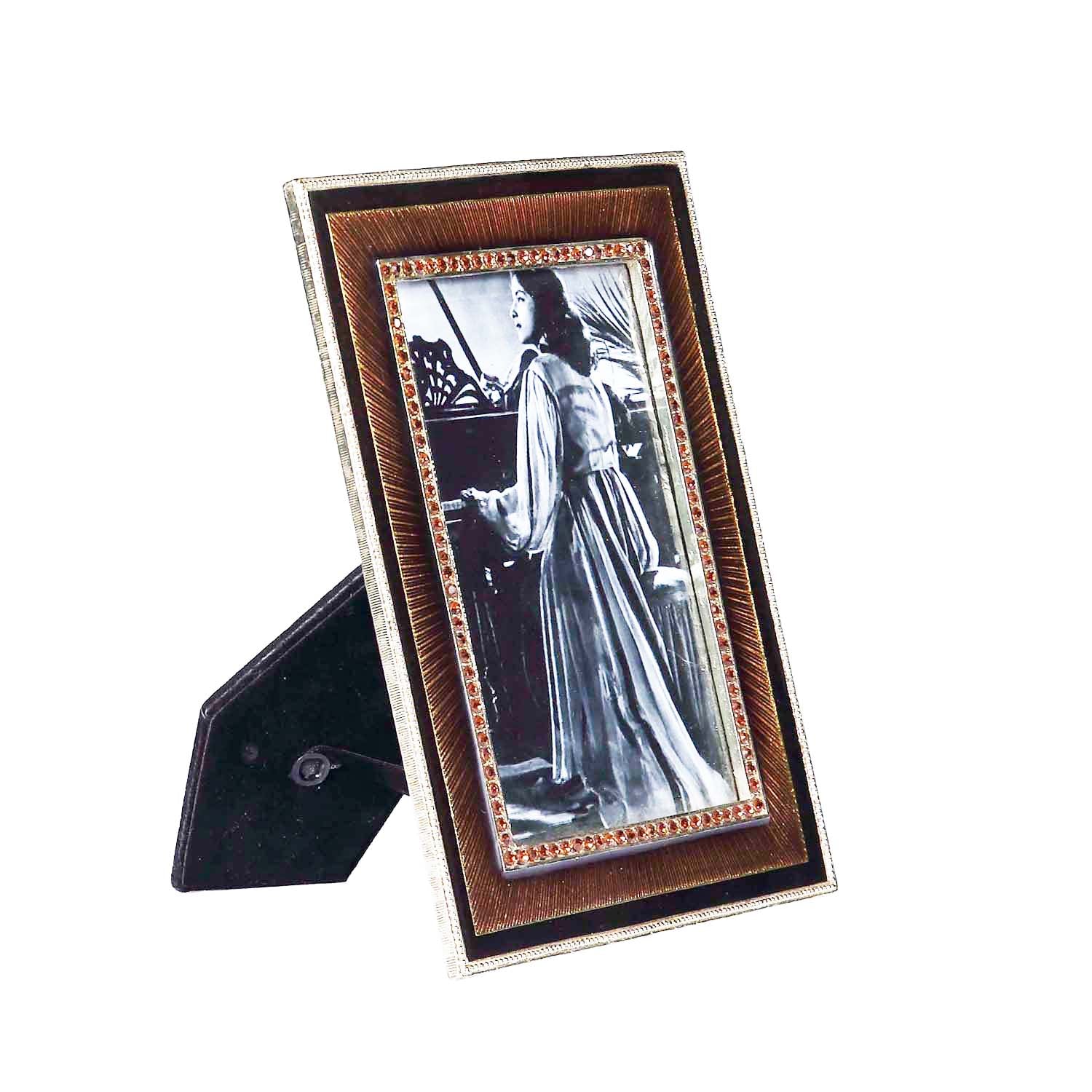 Derby Gold Beveled Glass Photo Frame - Medium