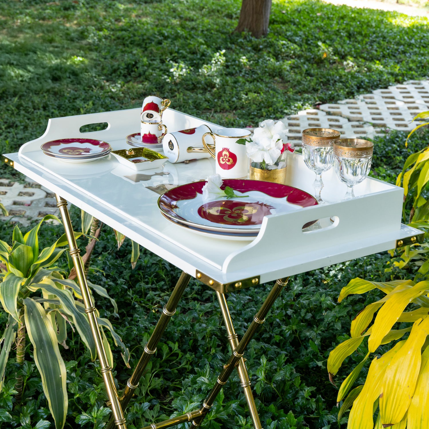 SHATRANJ -BUTLER TRAY 02
