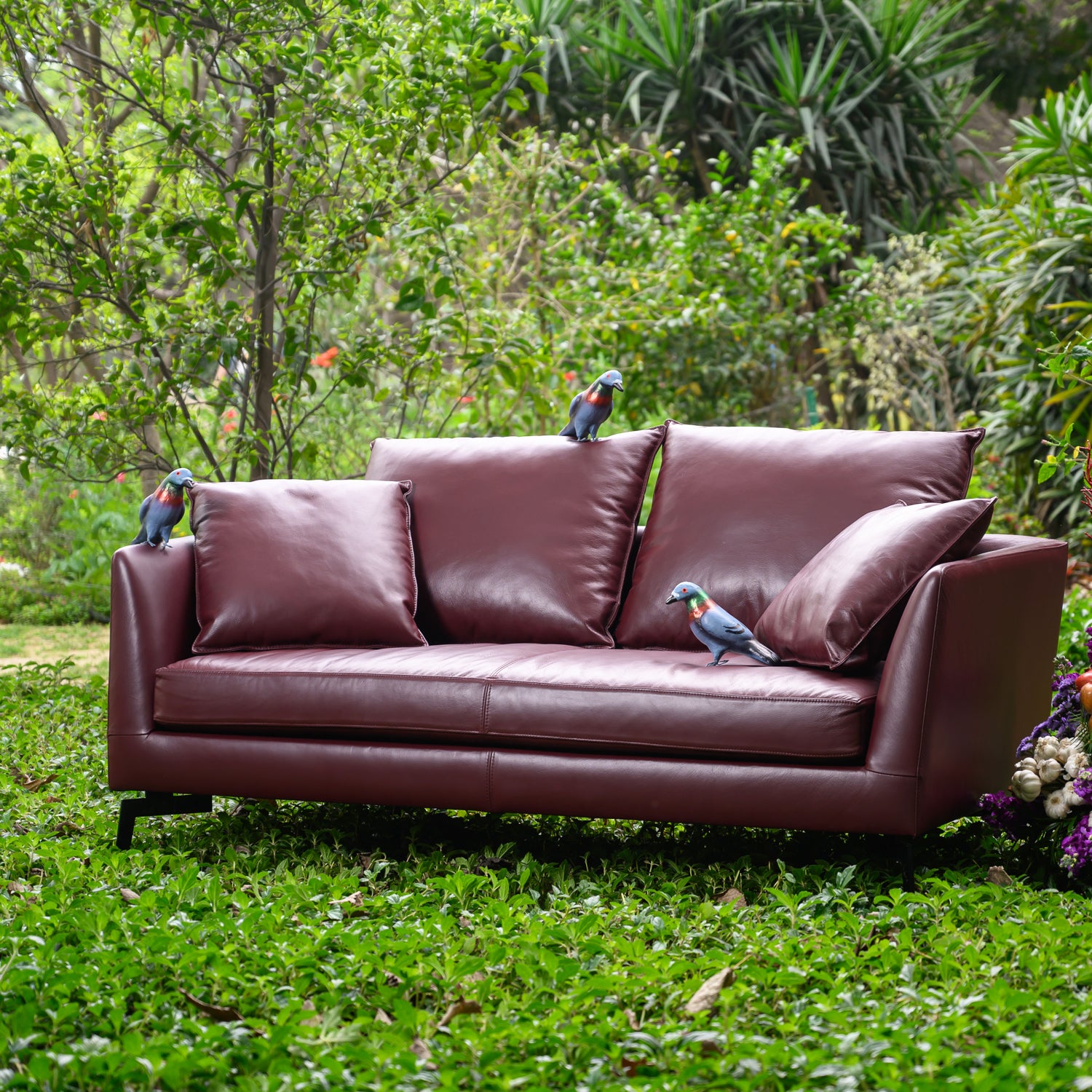 SOFA - PURE LEATHER WITH METAL ACCENTS