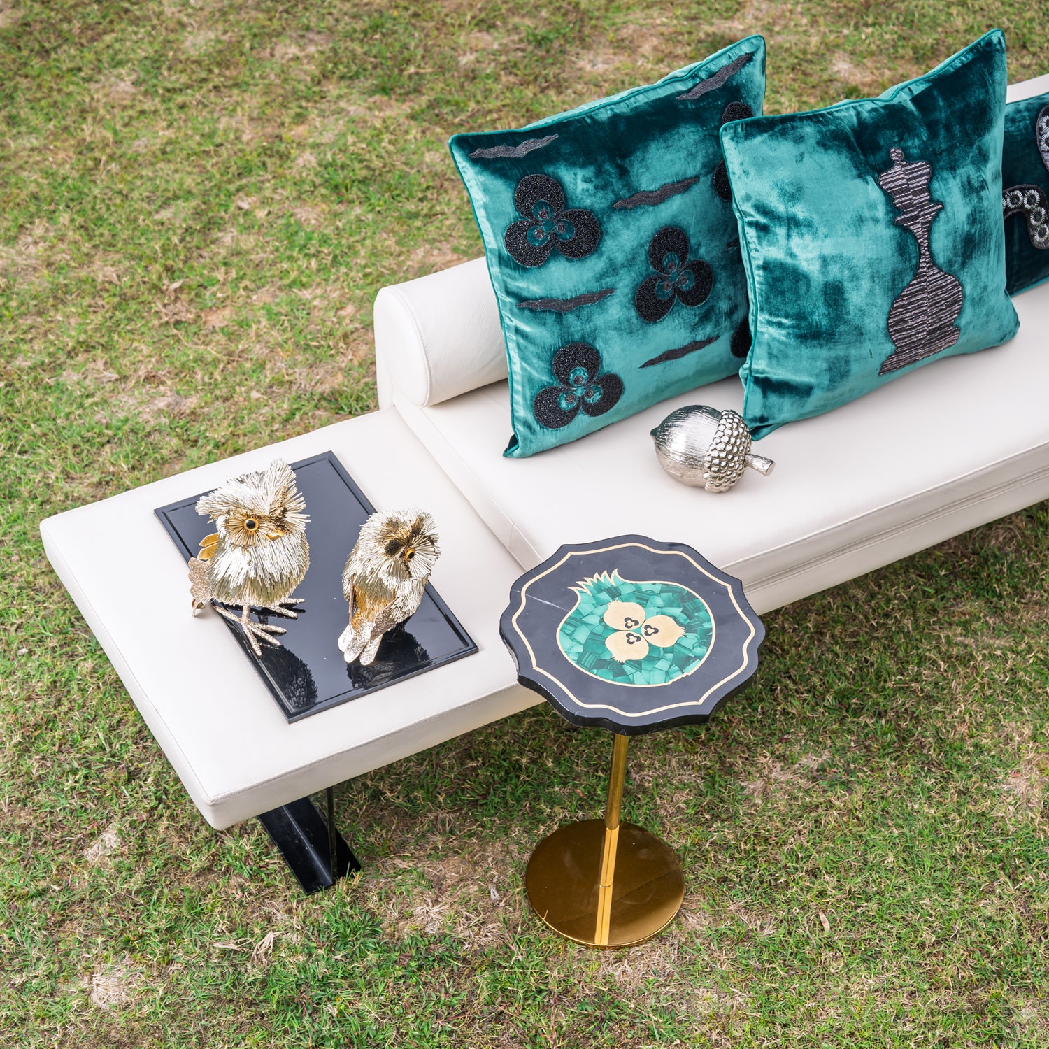 OCCASSIONAL SEATING BENCH
