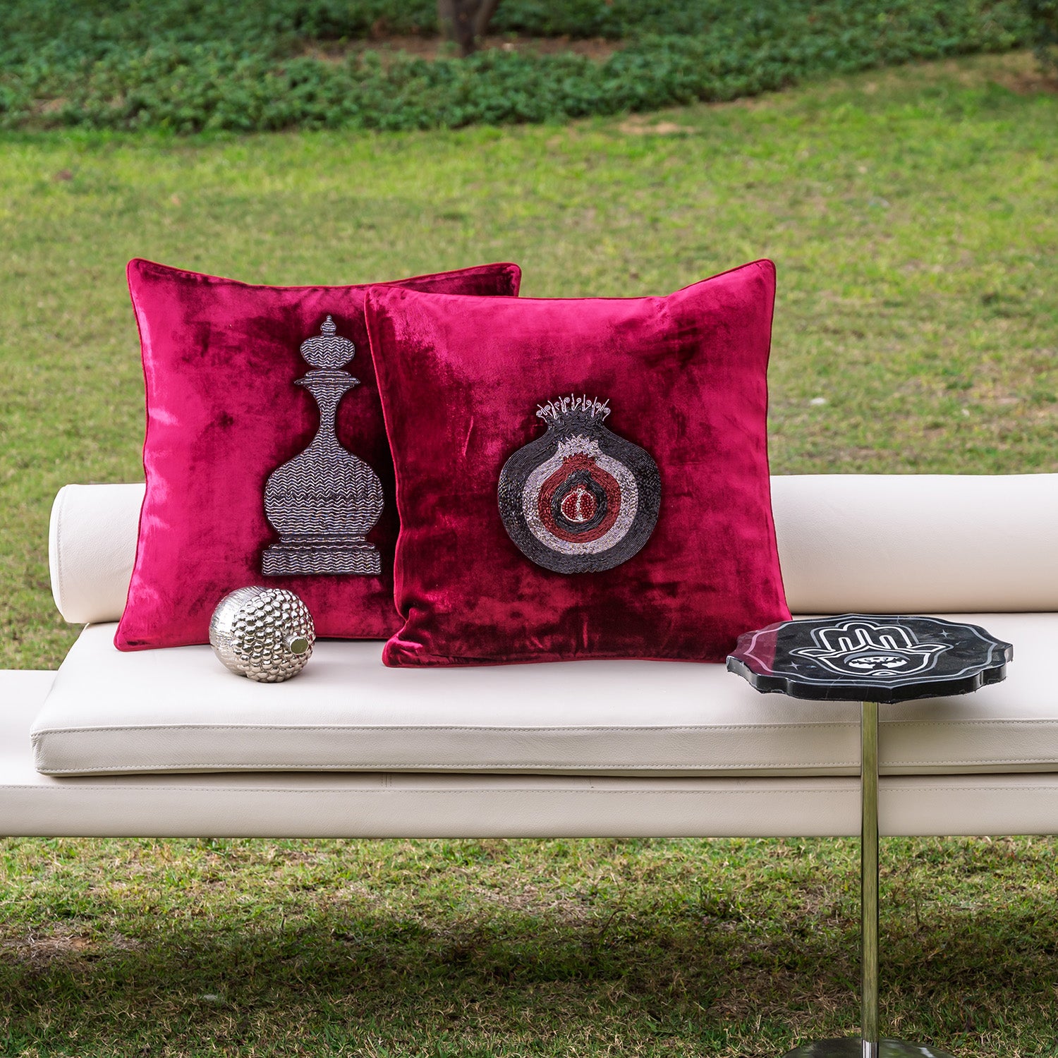 ANAAR - EMBROIDERED CUSHION- SET OF 2