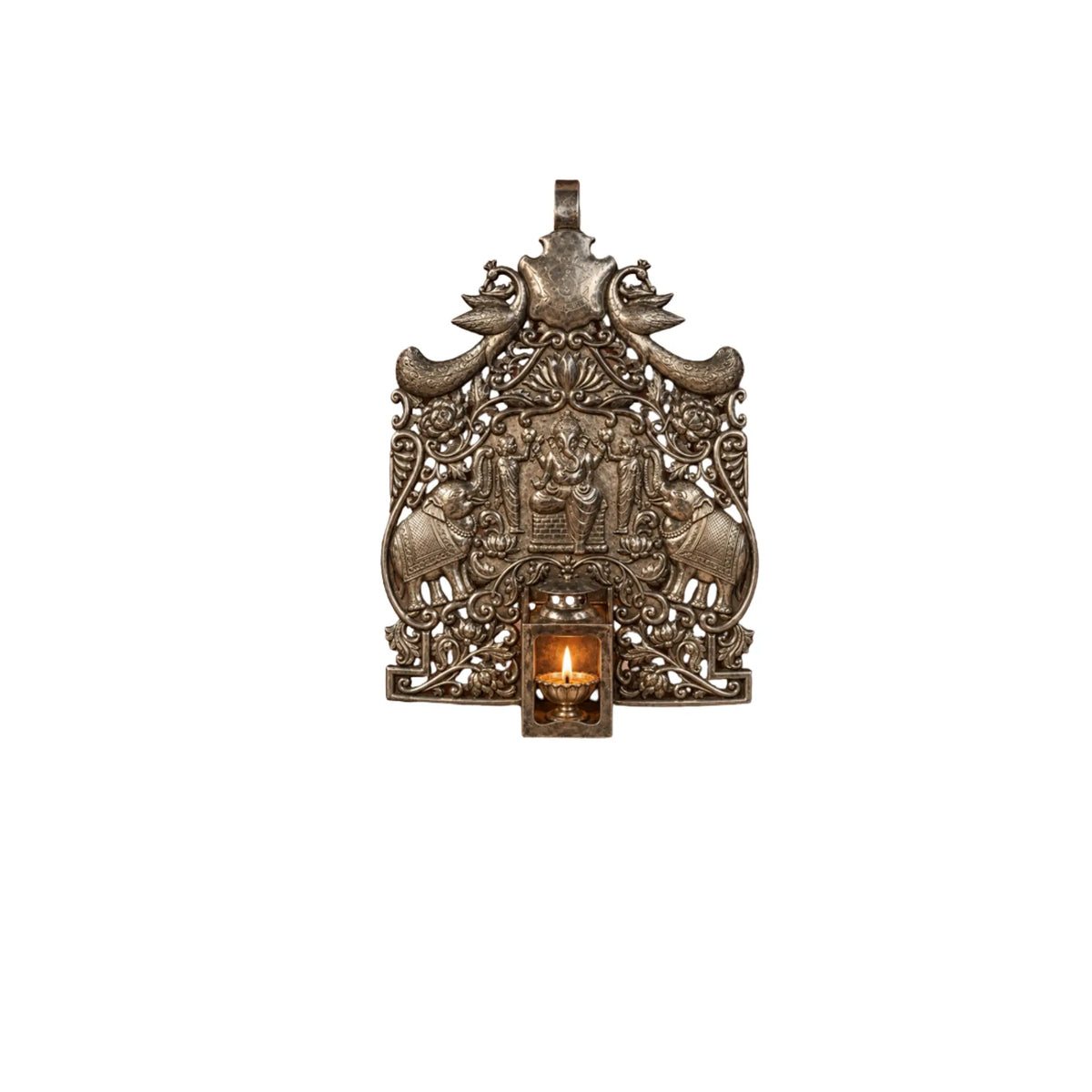 Silver Ganesha Wall Sconce Artefacts
Artifacts
South Indian artifacts
Indian artefacts