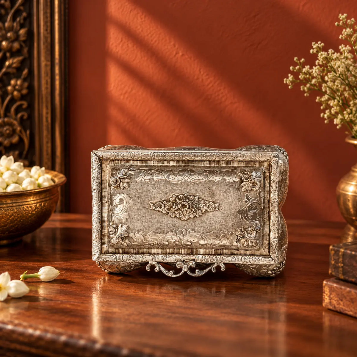 Arzaani
Floral Relief Silver Box Artefacts
Artifacts
South Indian artifacts
Indian artefacts