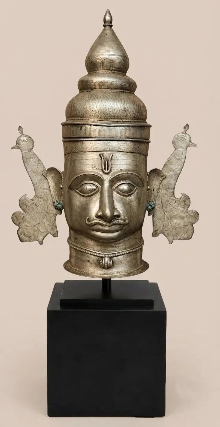Arzaani
Brass Hanuman Mask Artefacts
Artifacts
South Indian artifacts
Indian artefacts