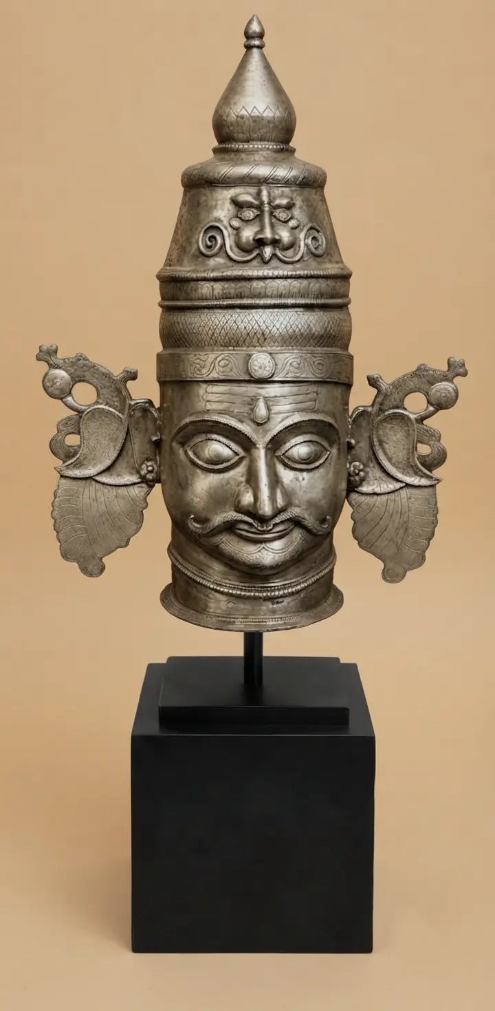 Arzaani
Bronze Hanuman Mask Artefacts
Artifacts
South Indian artifacts
Indian artefacts