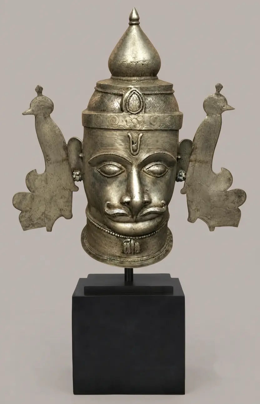 Arzaani
Bronze Hanuman Mask Artefacts
Artifacts
South Indian artifacts
Indian artefacts