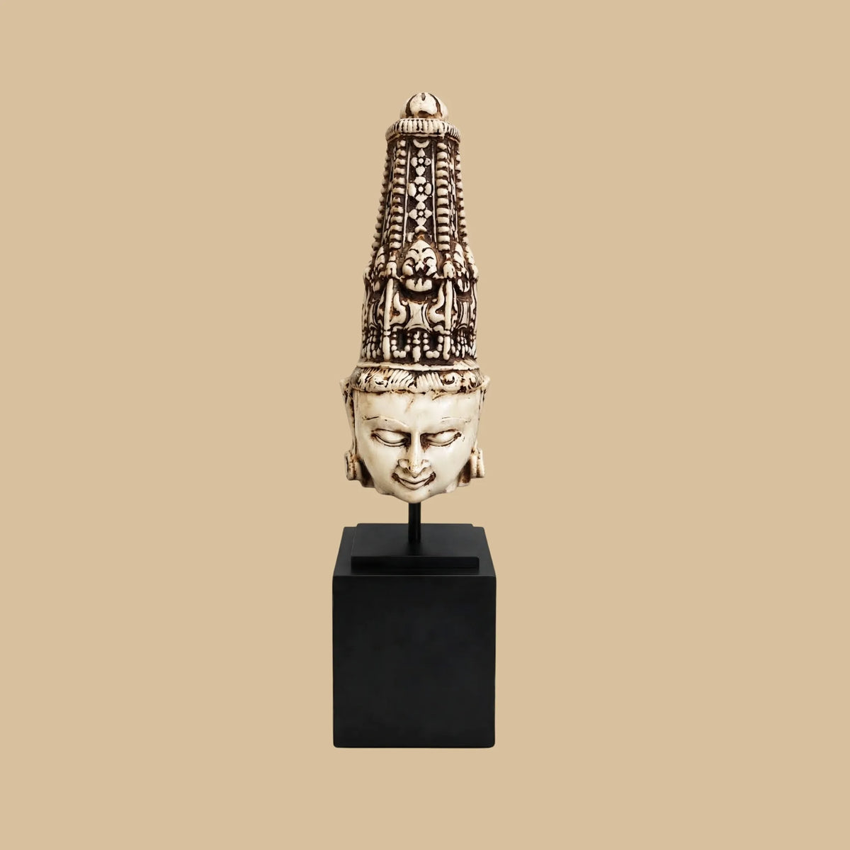 Arzaani
Kiritamukuta Crown Head Sculpture Artefacts
Artifacts
South Indian artifacts
Indian artefacts